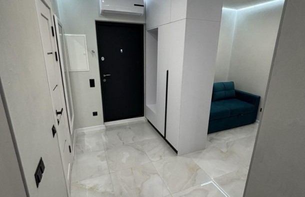 Продаж 1 кім квартири з ремонтом, меблі в новобудовіЦентр, фото 5