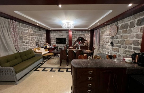 Продаж вілл і будинків в Чорногорії в Каменарі km01473.4bd_s8780, фото 10