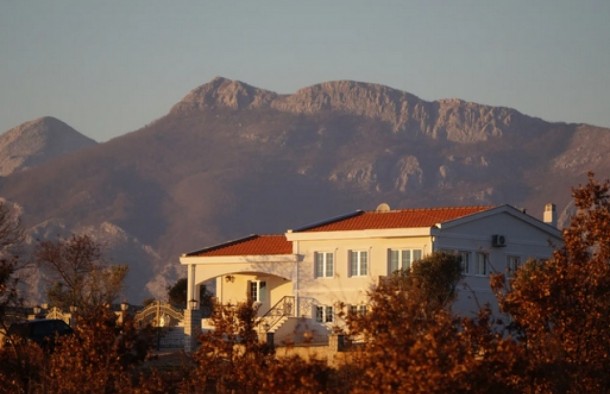 Продаж вілл і будинків в Чорногорії в Ульцині ul01412. 6bd_s7359, фото 17
