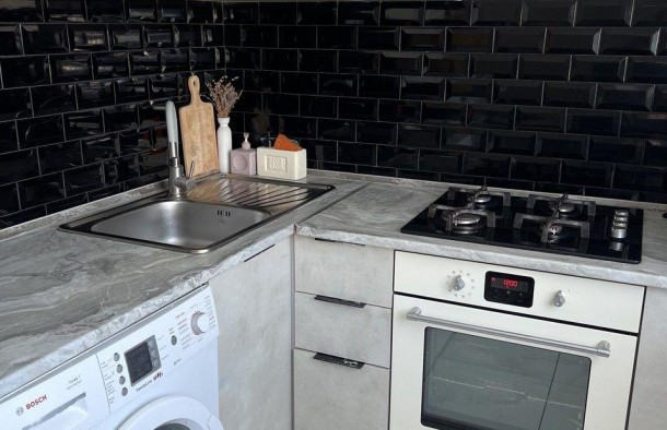 Продаж 1кім квартири з ремонтом, індивід опалення, фото 1