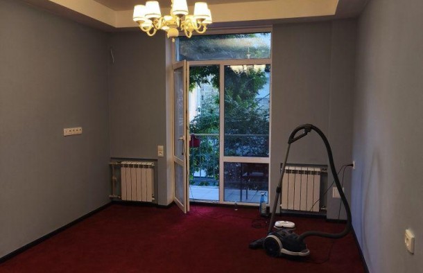 Продаж однокімнатної повнометражної квартири проспект Соборний., фото 4