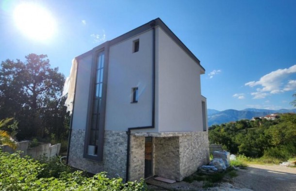Продаж вілл і будинків в Чорногорії в Тіваті tv0139.3bd_s6705, фото 12