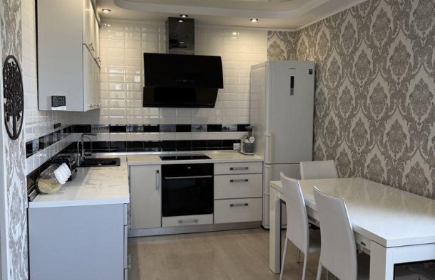 Продаж 3х кімн. квартири з евроремонтом вул. 12 го Квітня., фото 7