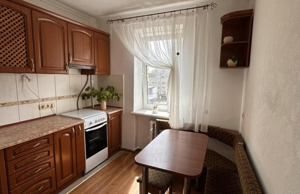 Оренда 1кімнатної квартири з гардеробною та балконом  вул. Широка Низинна, Львів, фото 1