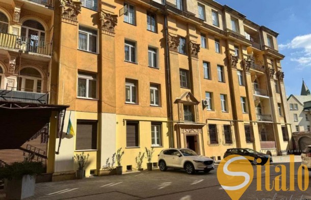 Продається простора дизайнерська квартира 116,9 м² у самому центрі Львова на вул. Івана Франка., фото 19
