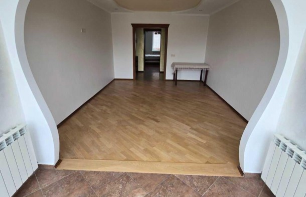 Продаж 2 кім квартири, 70 кв.м., з ремонтом і меблями, фото 8