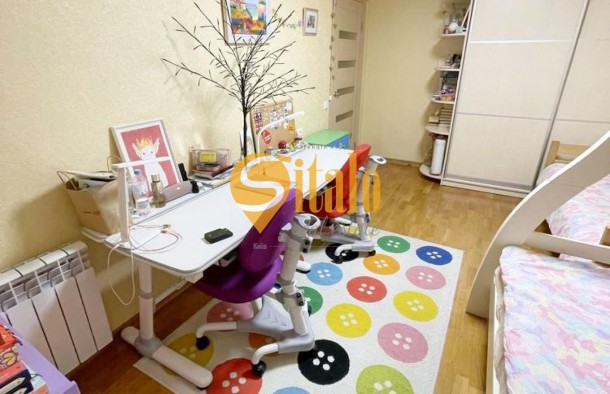 Вул. Зодчих.  Ремонт, низький поверх.  Прт Курбаса,  швидкісний трамвай, фото 13