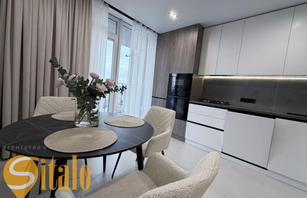 Продаж 1,5 км Фемелі Плаза, фото 3