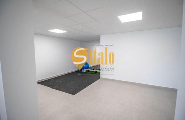 Сучасний будинок з ремонтом у Фінестраті., фото 36