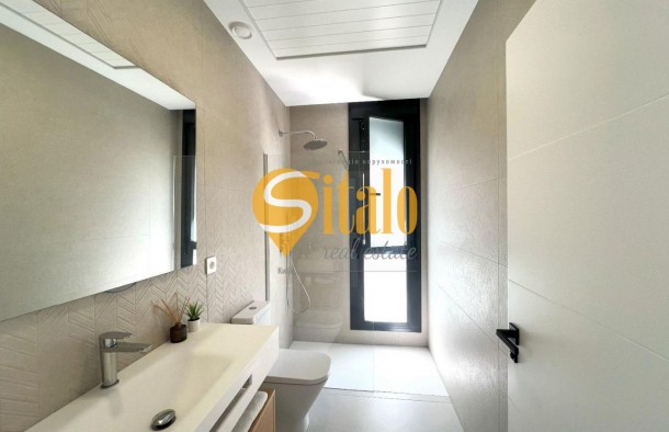 Сучасний будинок з ремонтом у Фінестраті., фото 12