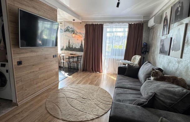 Двокімнатна квартира  студія з сучасним ремонтом., фото 1