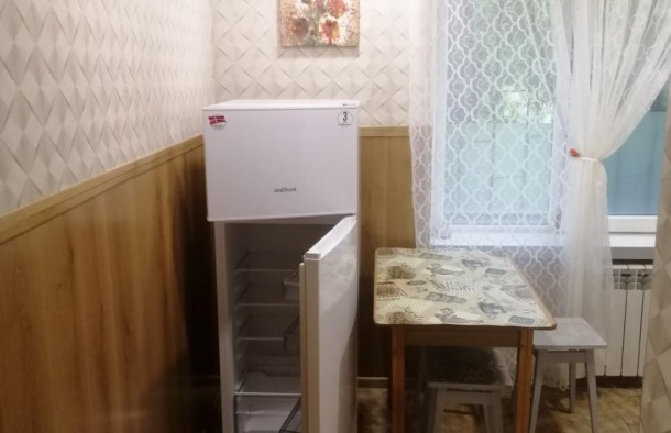 Двокімнатна з ремонтом, малий ринок., фото 3