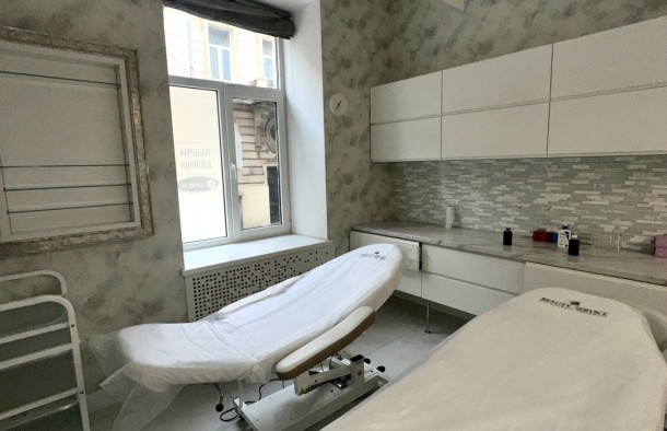 Комерційне приміщення в історичному центрі по вулиці Омеляна Поповича міста Львова, фото 7