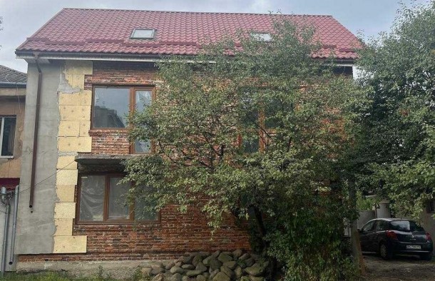 Будинок 220м.кв Центрм.ІваноФранківськ, фото 3