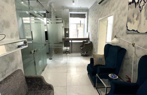 Комерційне приміщення в історичному центрі по вулиці Омеляна Поповича міста Львова, фото 9