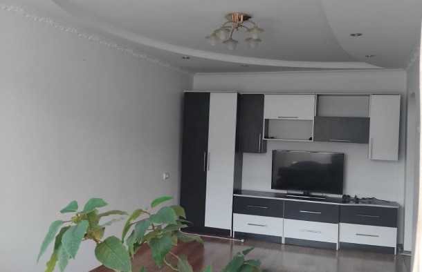 Продаж 2кім квартири з ремонтом і меблямиПасічна, фото 1