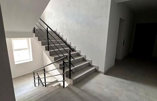 Продаю 2 кім. квартиру вул.Хіміків, фото 2