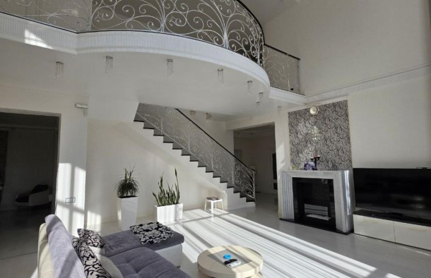 Продаж будинку з сучасним ремонтом в Малечковичах, фото 7