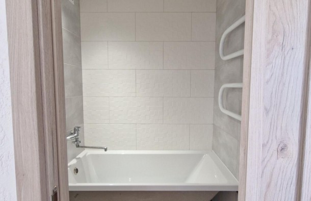 Продаж 1ї кв. по вул. Героїв 93ї Бригади, фото 6