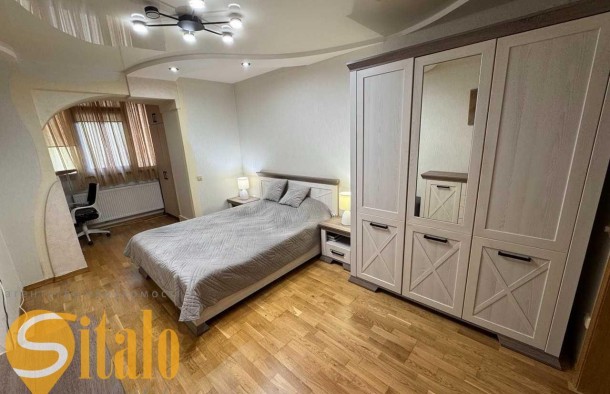 Терміново Продаж 3 кім квартири в центрі з меблями і технікою, фото 4