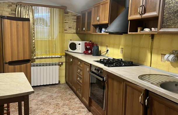 Оренда  Квартира  вул. Рибна, Галицький район, Львів, фото 1