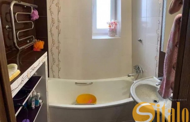 Продаж  Квартира  вул. вул. Суботівська, фото 8