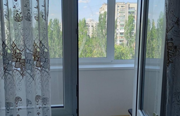 Оренда однокімнатна по Чумаченко, космос., фото 17