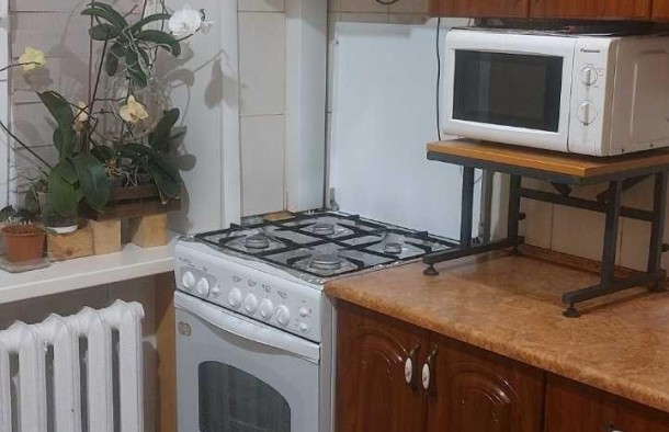 Продається 2к квартира по вул. Д.Донцова в минулому Гагаріна у вознесенівському районі Запоріжжя, фото 2