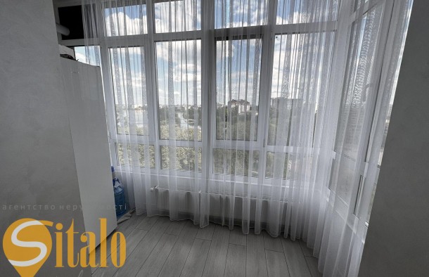 Продаж 1 кімнатної з ремонтом , меблями та техн.  Парк Озеро, фото 3