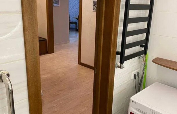 3 кімнатна квартира з дизайнерським ремонтом у новобудові, вулиця Угорська, Львів, фото 12