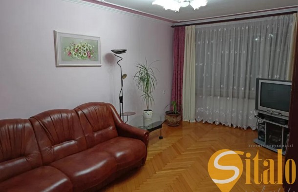 Продаж  Квартира  вул. Демнянська, фото 1