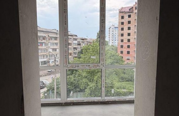 Продаж 2кім квартира  поруч із парком Шевченка та міським озером, фото 5