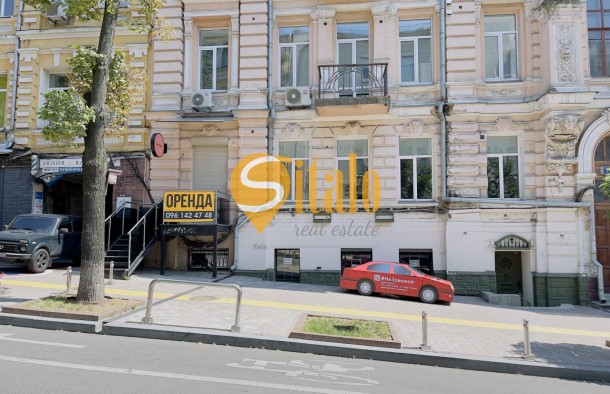 Без Фасадное помещение с отдельным входом, ул. Пушкинская, 11 метро Театральная, фото 1