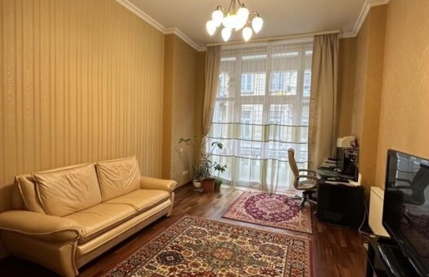 Продаж 2кімнатної квартири у Австрійському будинку по вулиці Кониського, місто Львів, фото 1