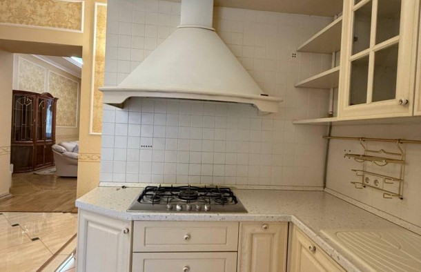 Оренда елітної квартири у центральній частині Львова на вул.С.Крушельницької, фото 12