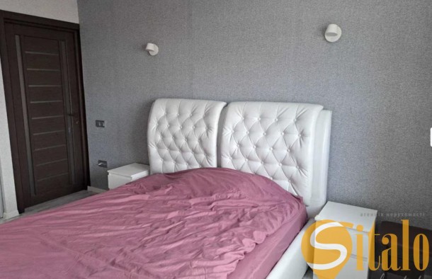 Продаж 3 кімнатної квартири  з ремонтом в новобудові  місто Малехів, фото 2