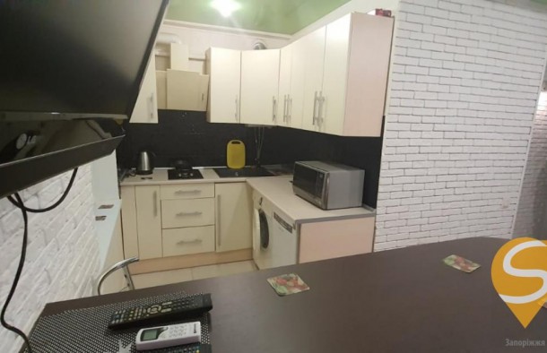 Продаж 2х кімнт. квартири  студії вул. Перемоги біля Аллеї Роз., фото 8