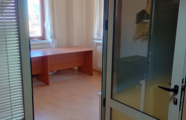 Оренда офісу 220 м²  м. Олімпійська  вул. Жилянська, 30А  12 поверх, фото 10