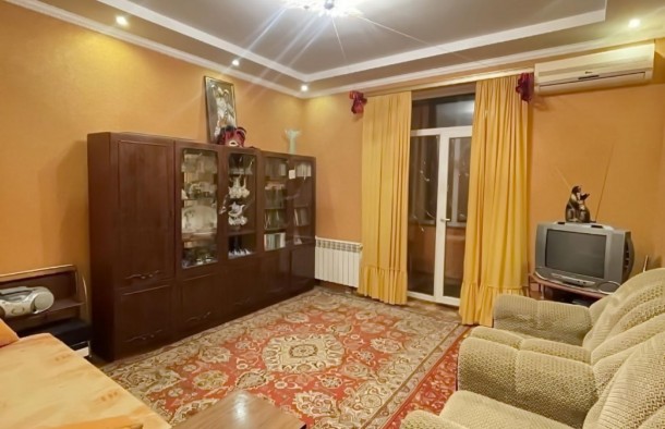 Продаж 2х квартири район площі Поляка вул.12 Квітня., фото 1