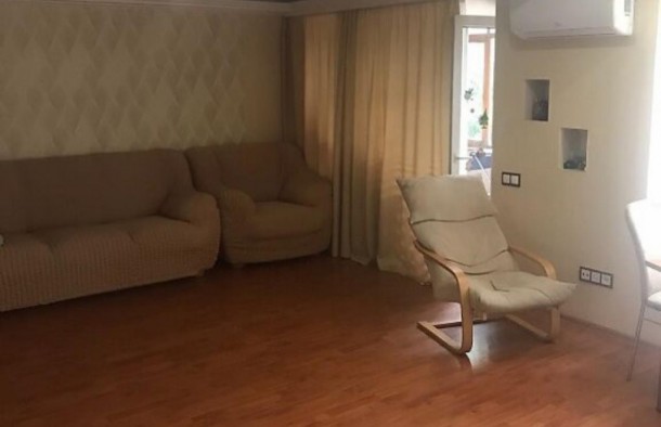 Трехкомнатная с ремонтом на Космосе, фото 10