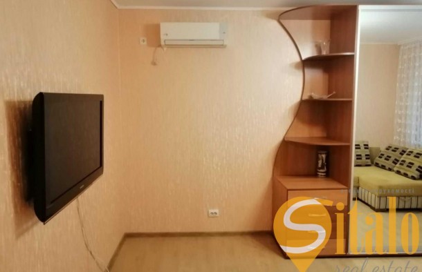 Продам двокімнатну з ремонтом . 4 південній мкрн., фото 2