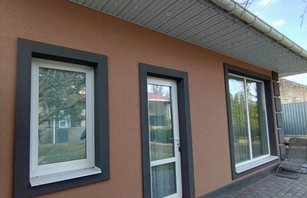 Капітальний маєток з гостьовим будинком та безпечним укриттям., фото 24