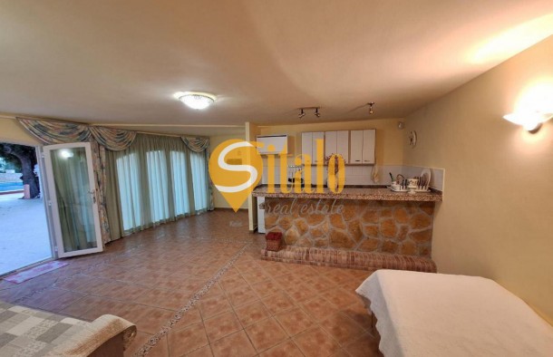 Будинок з панорамним видом на долину та гори, Кальпе., фото 23