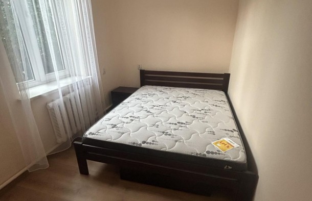Оренда  Квартира  вул. Коновальця Євгена, Франківський район, Львів, фото 1