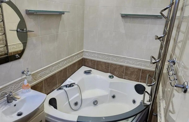 3 кімнатна квартира з дизайнерським ремонтом в центрі міста, вулиця Мечнікова, Галицький район, Львів, фото 9