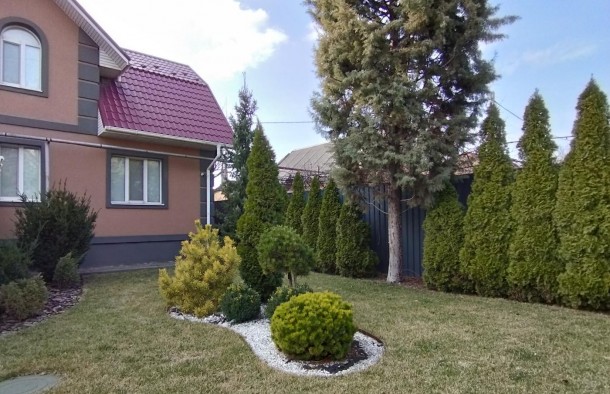 Капітальний маєток з гостьовим будинком та безпечним укриттям., фото 2