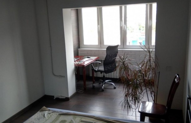 Трикімнатна з ремонтом у центрі Південного мкрн., фото 23