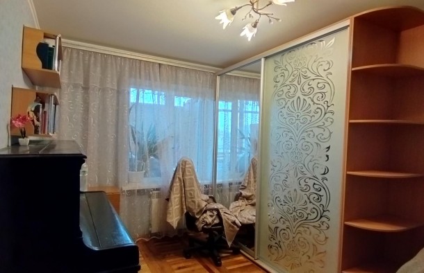 Продаж 4кімн. квартири 76 м² з меблями, пр. Моторобудівників 89 поверх, фото 10