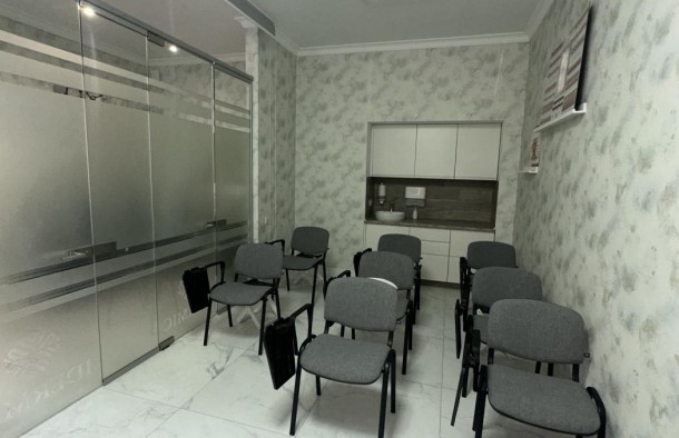 Комерційне приміщення в історичному центрі по вулиці Омеляна Поповича міста Львова, фото 5