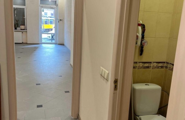 Оренда_ фасадне комерційне приміщення офіс, салон, магазин вулиця Вітовського місто Львів, фото 2